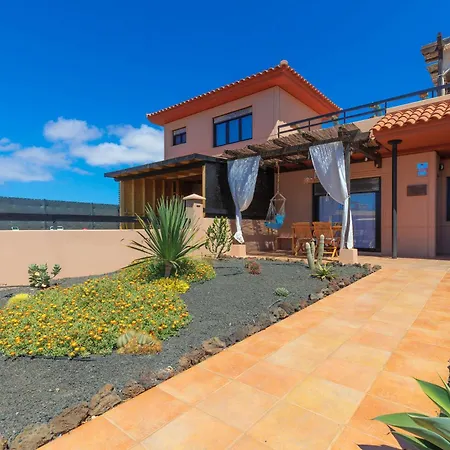 Alinico House * Majanicho