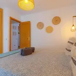 Alinico House *