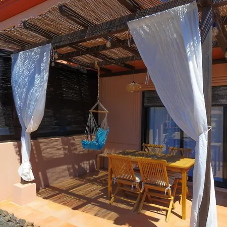 Alinico House Semesterbostad *