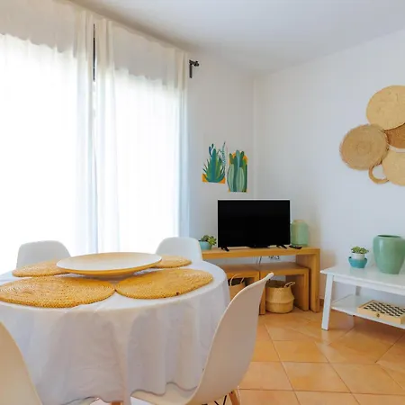 Semesterbostad Alinico House